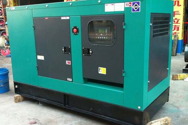 莲池如何检查机油的使用时间？